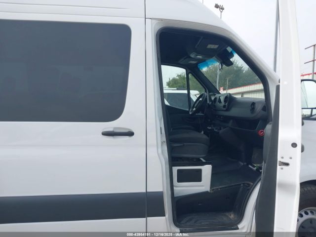 2024 MERCEDES-BENZ SPRINTER 2500 W1Z4KFHY6RP714395 Photo 4