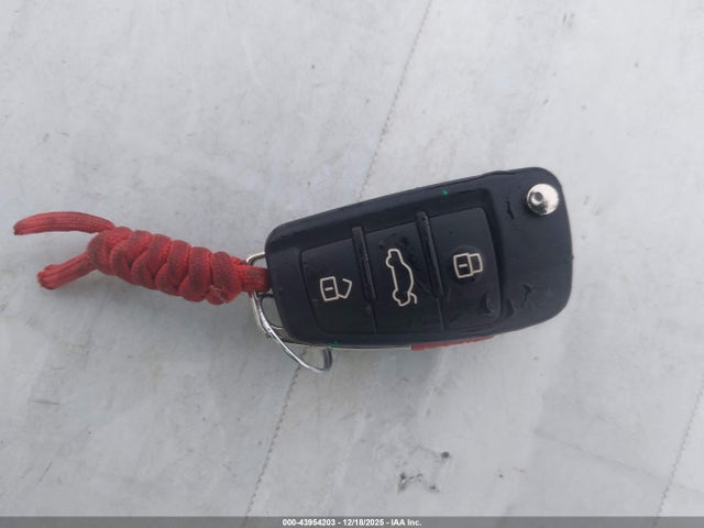 2016 AUDI A3 E-TRON WAUTPBFF7GA026287 Photo 10