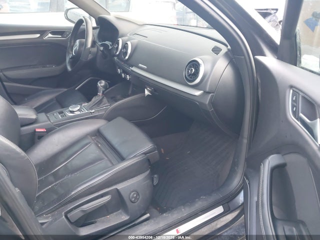 2019 AUDI S3 WAUB1GFF3K1017914 Photo 4