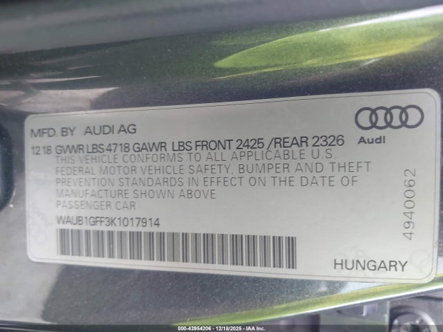 2019 AUDI S3 WAUB1GFF3K1017914 Photo 8