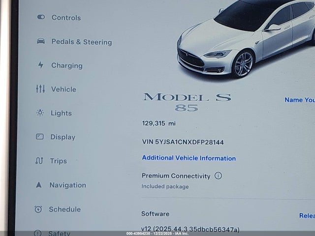 43954230 :رقم المزاد ، 5YJSA1CNXDFP28144 vin ، 2013 Tesla Model S مزاد بيع