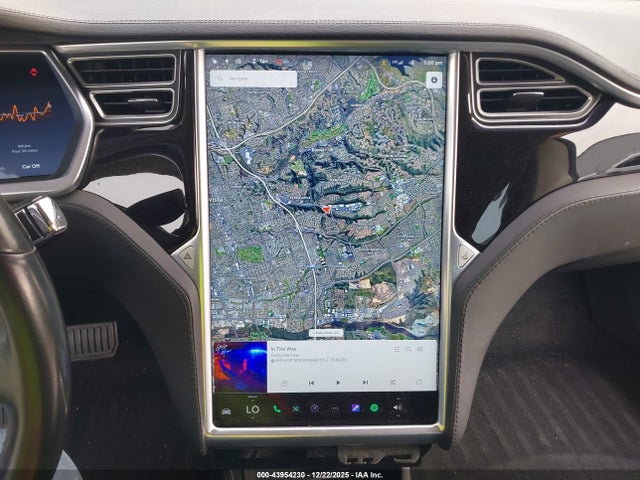 43954230 :رقم المزاد ، 5YJSA1CNXDFP28144 vin ، 2013 Tesla Model S مزاد بيع
