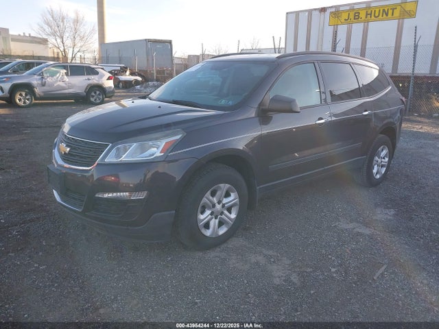 1GNKVFKD2FJ227083 Chevrolet Traverse Ls
