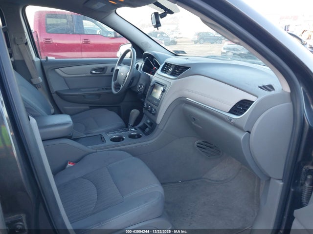 1GNKVFKD2FJ227083 Chevrolet Traverse Ls