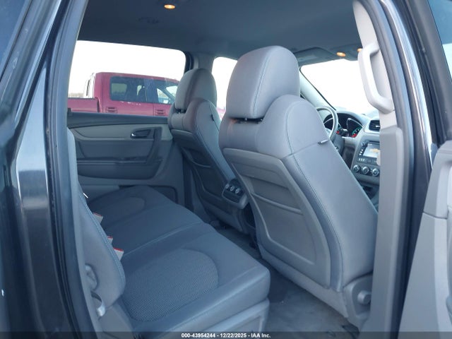 1GNKVFKD2FJ227083 Chevrolet Traverse Ls