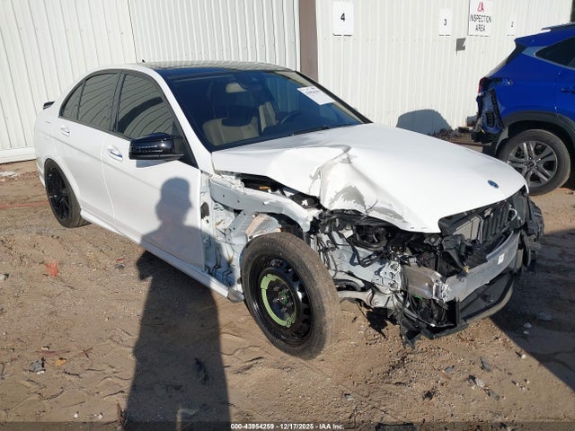 2014 MERCEDES-BENZ C 350 WDDGF5HB5EA895007