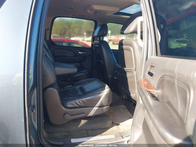 2008 CADILLAC ESCALADE ESV 1GYFK66848R170304 Photo 7