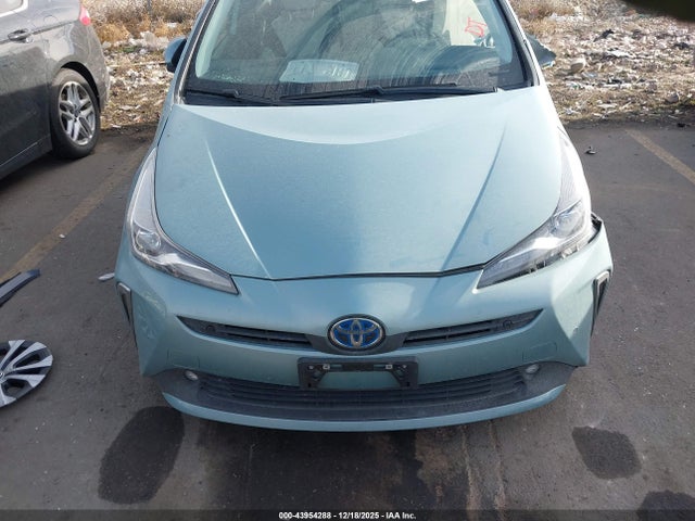 JTDL9MFU9N3039163 Toyota Prius Xle Awd-e