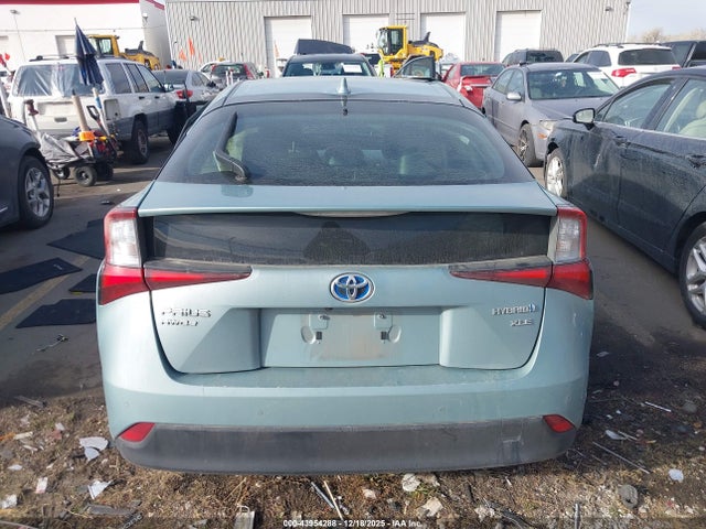 JTDL9MFU9N3039163 Toyota Prius Xle Awd-e