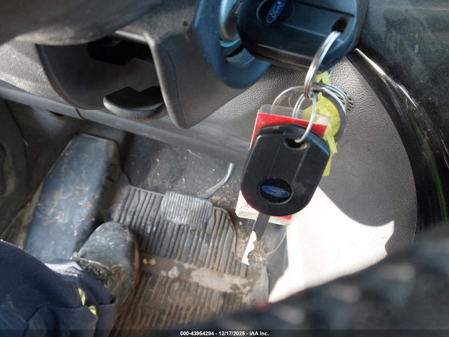 1FMCU0GD1HUB41993 Ford ESCAPE SE