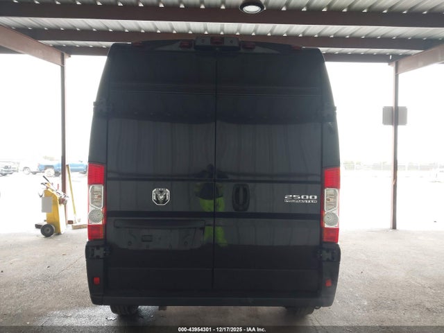 3C6LRVCG1PE529524 RAM Promaster 2500 High Roof 136 Wb