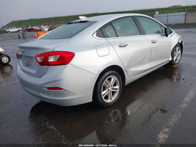 1G1BE5SM3H7202141 Chevrolet Cruze Lt Auto