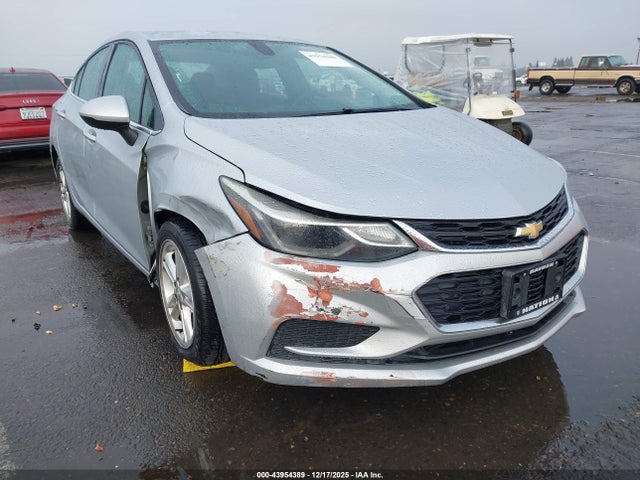 1G1BE5SM3H7202141 Chevrolet Cruze Lt Auto