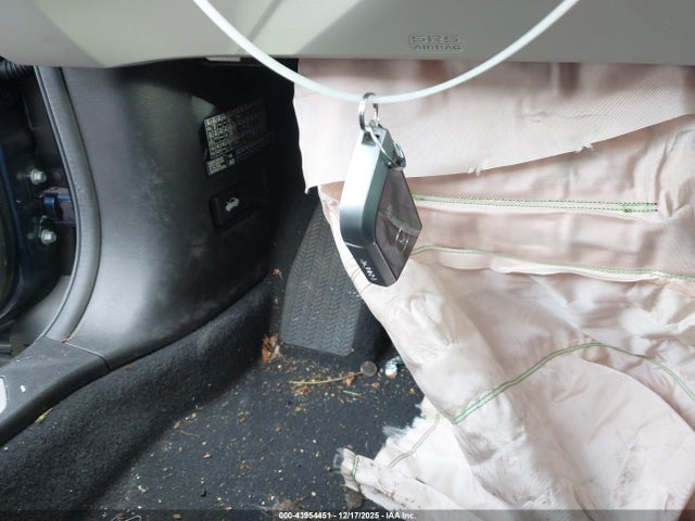 2025 ACURA RDX 5J8TC2H57SL028235 Photo 10