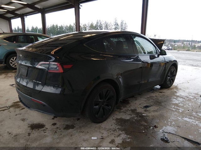 2025 TESLA MODEL Y 7SAYGAEE4SF249885 Photo 3