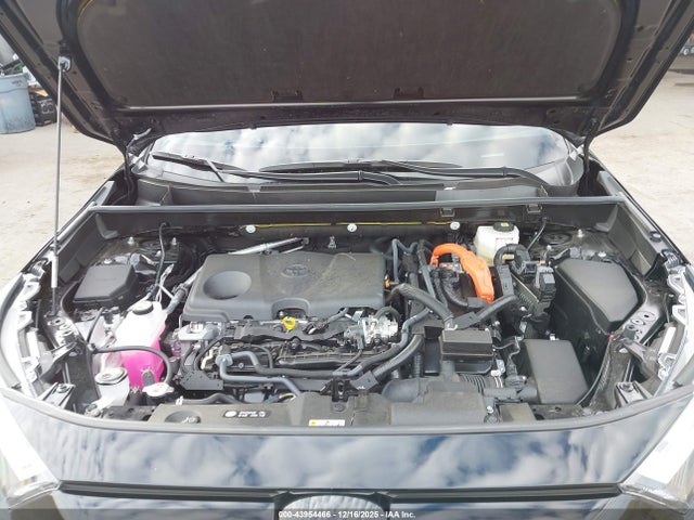 JTMRWRFV4SJ069414 Toyota Rav4 Hybrid Xle