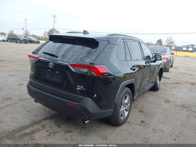 JTMRWRFV4SJ069414 Toyota Rav4 Hybrid Xle