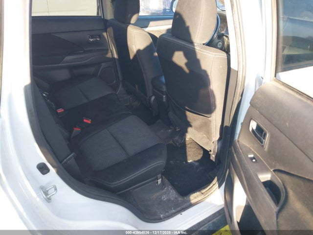 2017 MITSUBISHI OUTLANDER JA4AZ2A37HZ023629 Photo 7
