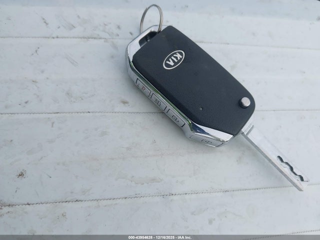 3KPF24AD4KE087120 KIA Forte Lxs