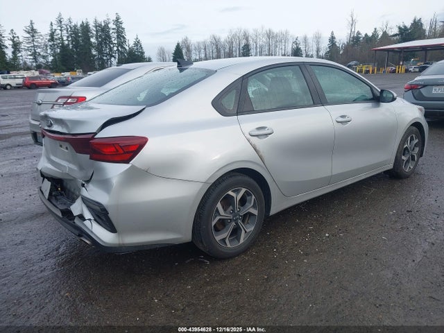 3KPF24AD4KE087120 KIA Forte Lxs