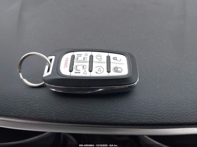 2019 CHRYSLER PACIFICA 2C4RC1FG6KR554967 Photo 10