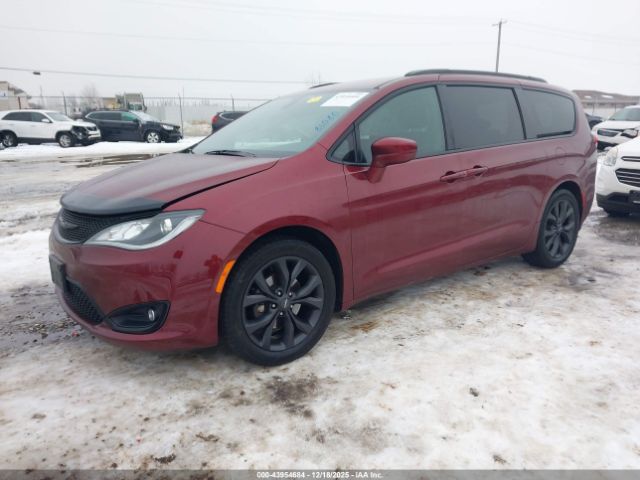 2019 CHRYSLER PACIFICA 2C4RC1FG6KR554967 Photo 1