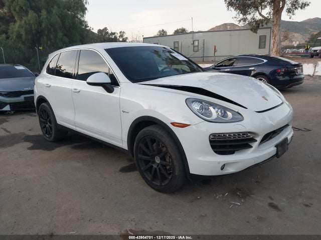 2014 PORSCHE CAYENNE HYBRID WP1AE2A25ELA51287