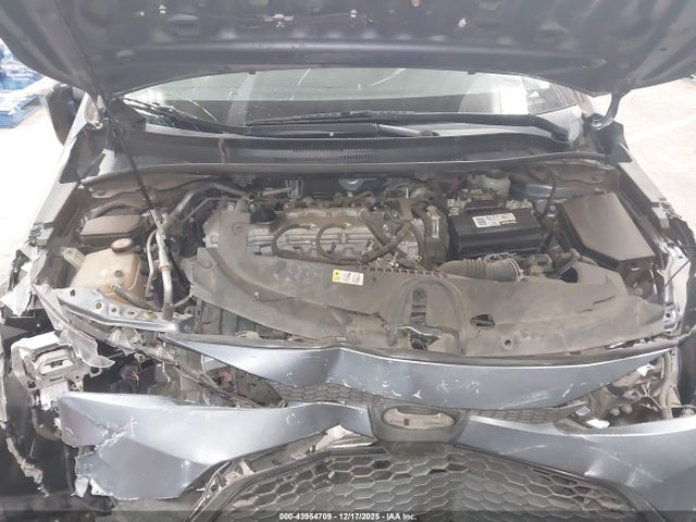 JTDEPRAE3LJ043164 Toyota COROLLA LE