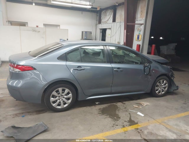 JTDEPRAE3LJ043164 Toyota COROLLA LE