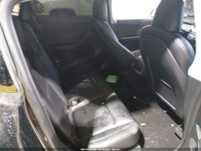 43954752 :رقم المزاد ، 5YJYGDEE0MF268080 vin ، 2021 Tesla Model Y Long Range Dual Motor All-wheel Drive مزاد بيع