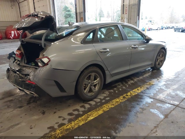 5XXG14J22NG135831 KIA K5 LXS