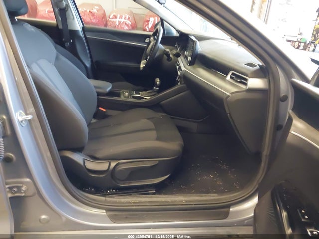 5XXG14J22NG135831 KIA K5 LXS