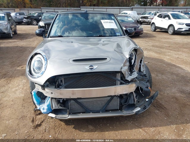 2016 MINI CONVERTIBLE WMWWG9C54G3A91607 Photo 5