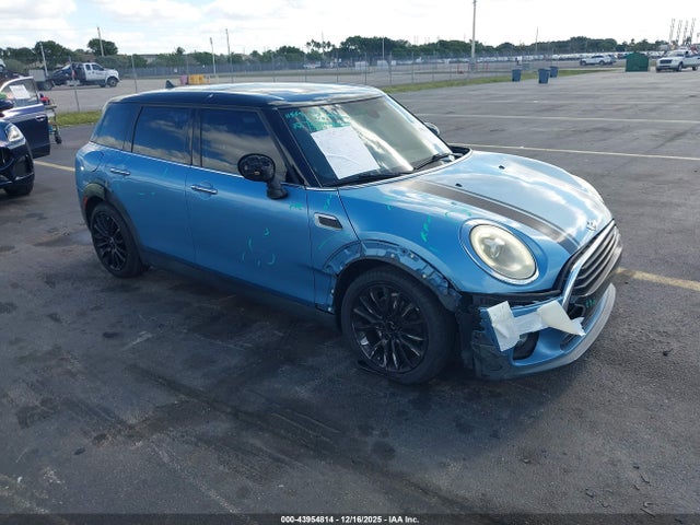 2017 MINI CLUBMAN WMWLN5C57H2E31664 Photo 0