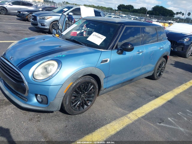 2017 MINI CLUBMAN WMWLN5C57H2E31664 Photo 1