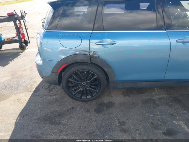 2017 MINI CLUBMAN WMWLN5C57H2E31664 Photo 5