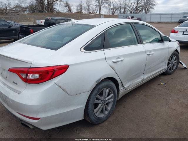 2017 HYUNDAI SONATA 5NPE24AF6HH566172 Photo 3