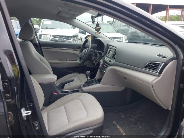 KMHD74LF5HU210811 Hyundai ELANTRA SE