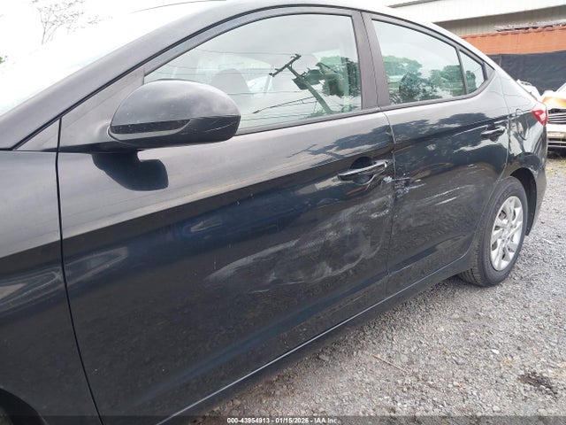 KMHD74LF5HU210811 Hyundai ELANTRA SE