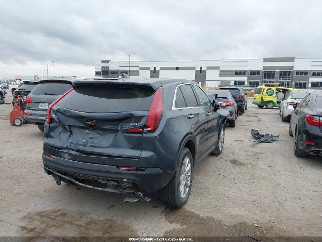 2021 CADILLAC XT4 1GYAZAR46MF063249 Photo 3