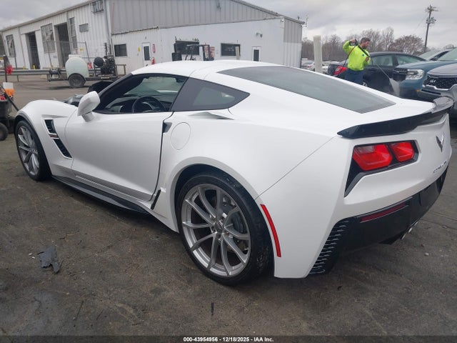 2018 CHEVROLET CORVETTE 1G1YW2D79J5100292 Photo 2