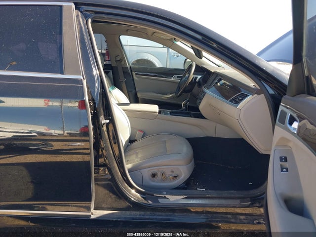 Aukcja sprzedaży 2016 Hyundai Genesis 3.8, vin: KMHGN4JE2GU116672, numer aukcji: 43955009
