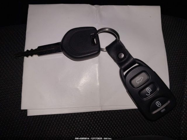 2004 MITSUBISHI OUTLANDER JA4LZ31F84U032338 Photo 10