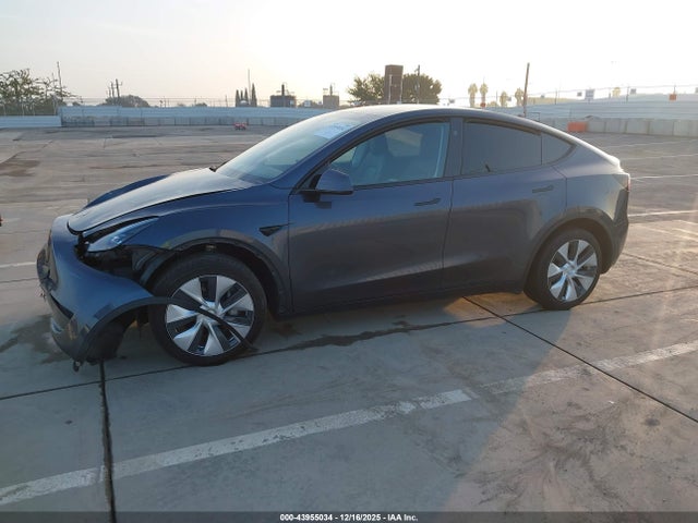 7SAYGDED9PF965987 Tesla Model Y Rwd