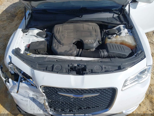 Продажа на аукционе авто 2020 Chrysler 300 Touring, vin: 2C3CCAAG7LH150813, номер лота: 43955069