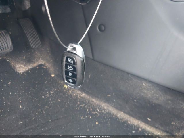 2018 HYUNDAI KONA KM8K3CA52JU065966 Photo 10