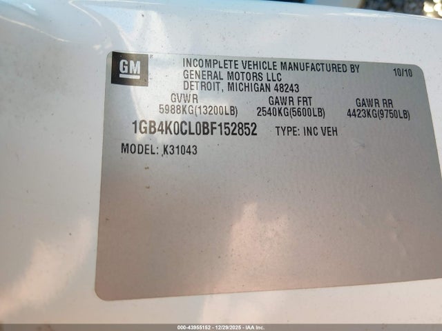43955152 :رقم المزاد ، 1GB4K0CL0BF152852 vin ، 2011 Chevrolet Silverado 3500hd Chassis Lt1 مزاد بيع
