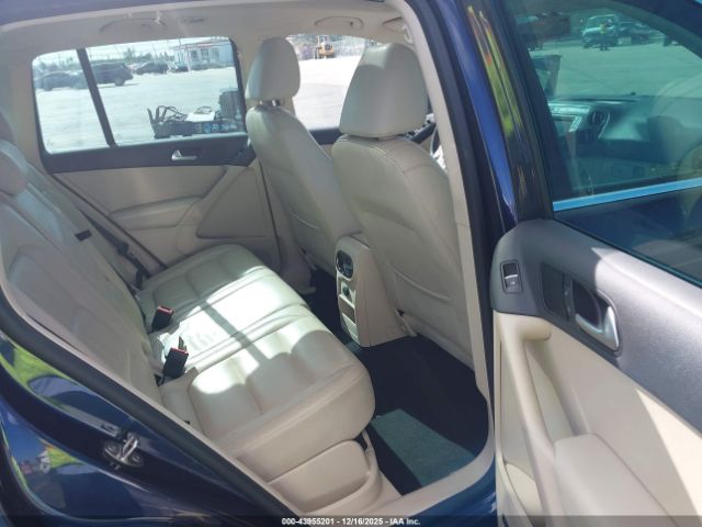 2016 VOLKSWAGEN TIGUAN WVGAV7AX8GW580580 Photo 7