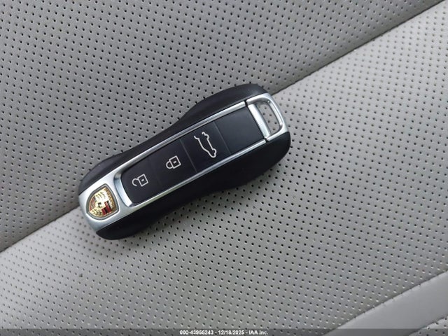 2024 PORSCHE CAYENNE WP1AL2AY4RDA32661 Photo 10