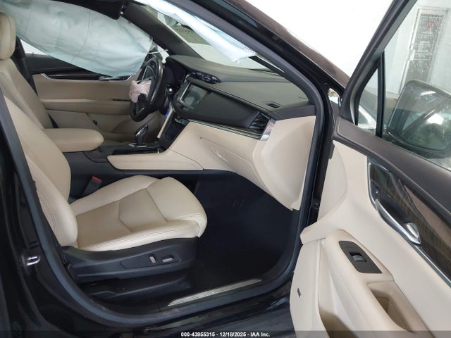 2018 CADILLAC XT5 1GYKNARS7JZ224328 Photo 4